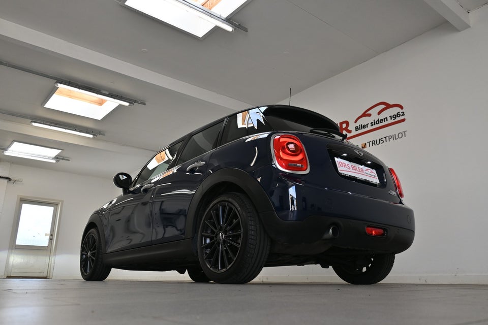 MINI Cooper 1,5 Essential Edition 5d