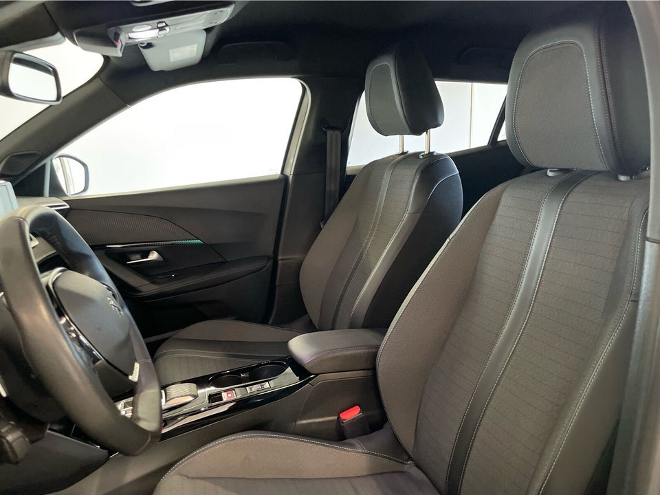Peugeot 2008 1,2 PureTech 130 Allure Pack EAT8 5d