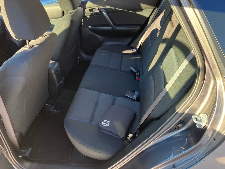 Mazda 6 2,0 Comfort stc. 5d