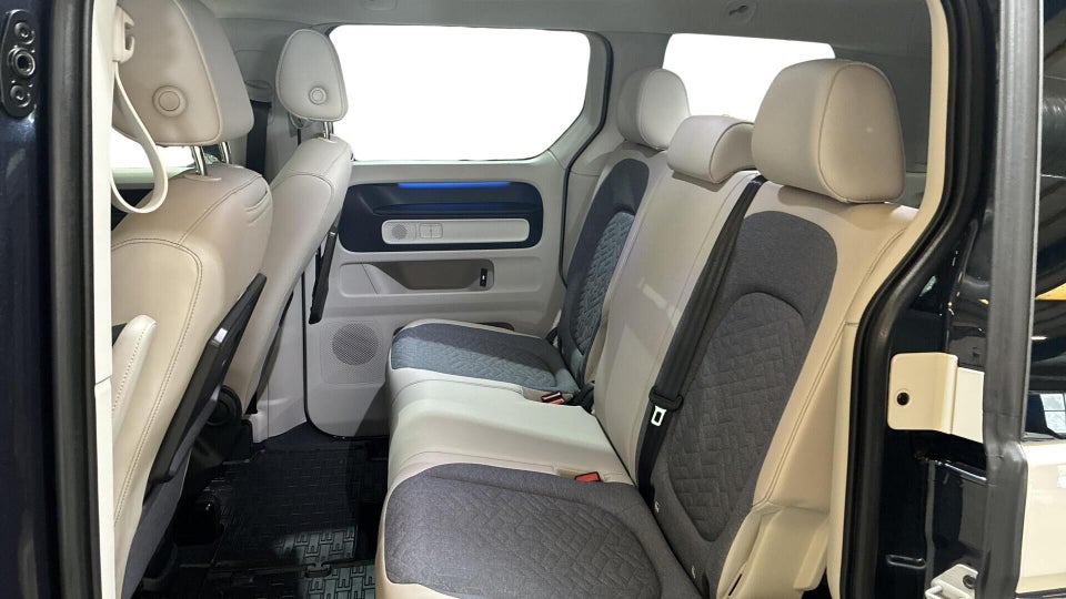 VW ID.Buzz 77 Pro SWB 5d