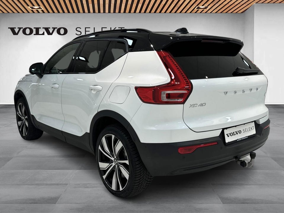 Volvo XC40 P6 ReCharge Pro 5d