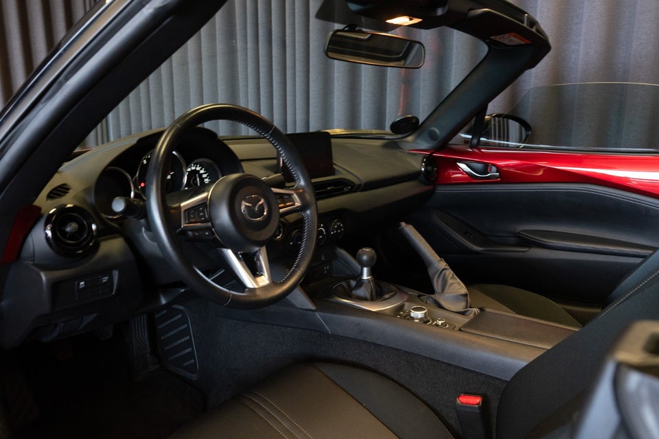 Mazda MX-5 1,5 SkyActiv-G 132 Roadster 2d