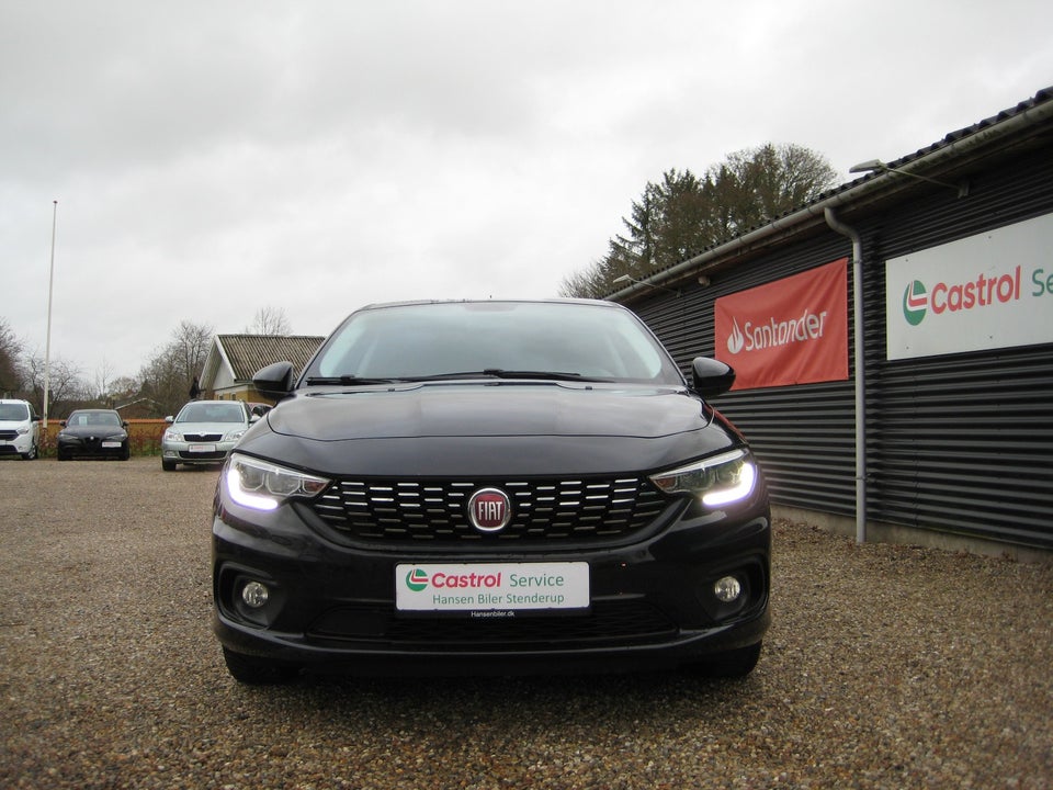 Fiat Tipo 1,4 16V Lounge 5d