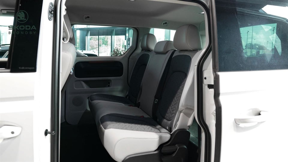 VW ID.Buzz 77 Style SWB 5d