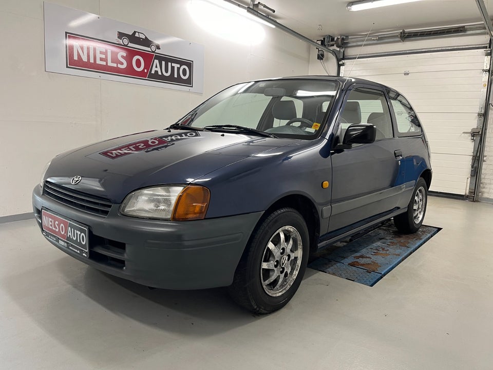 Toyota Starlet 1,3 XLi 3d