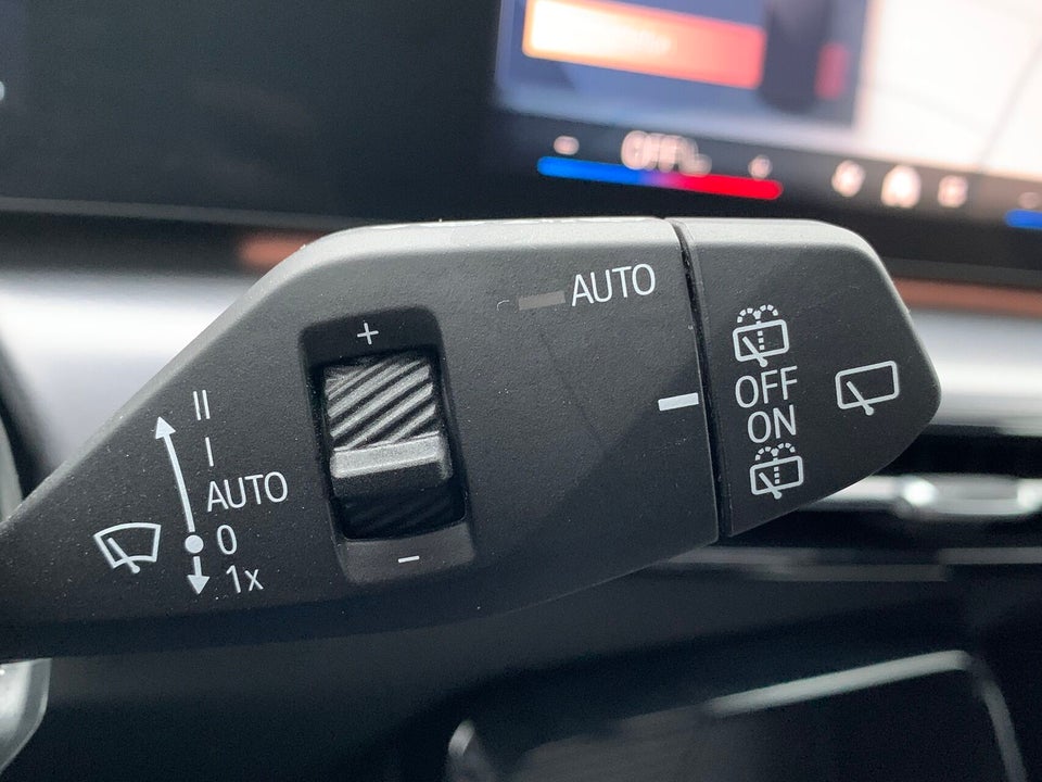 BMW iX1 eDrive20 M-Sport 5d