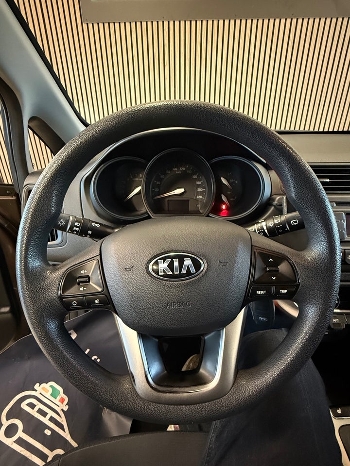 Kia Rio 1,2 CVVT Active 5d