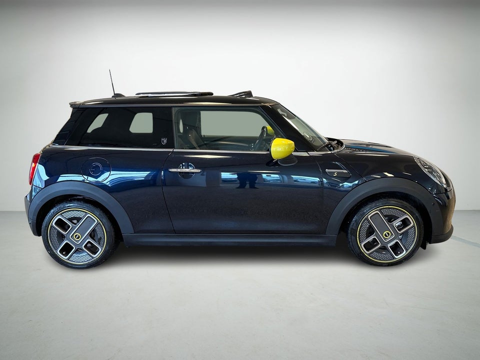 MINI Cooper SE Yours Trim 3d