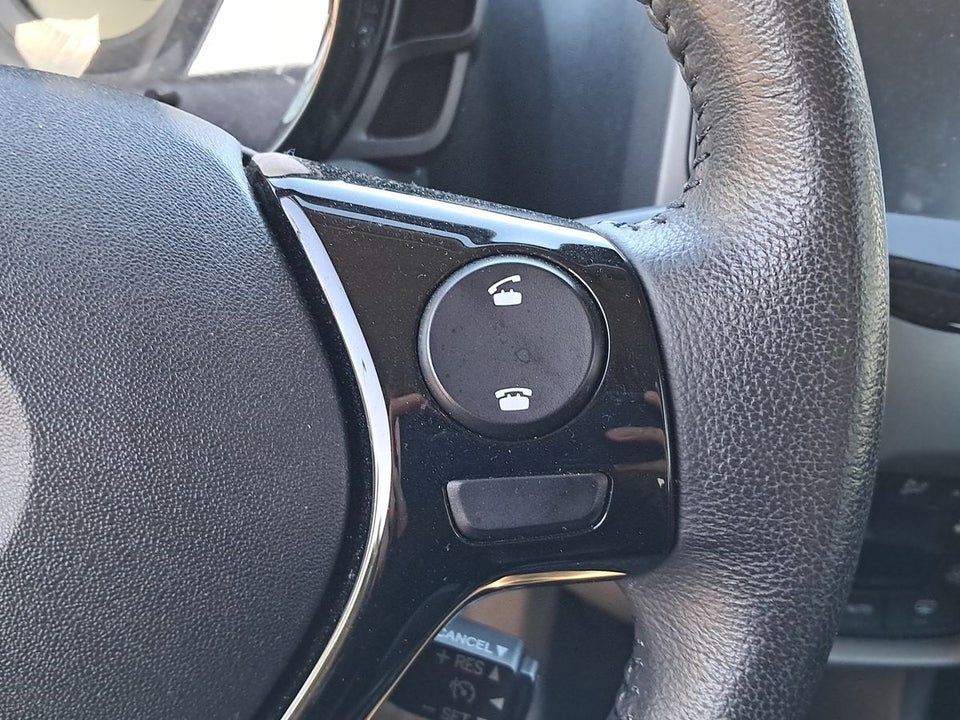 Toyota Aygo 1,0 VVT-i x-press 5d