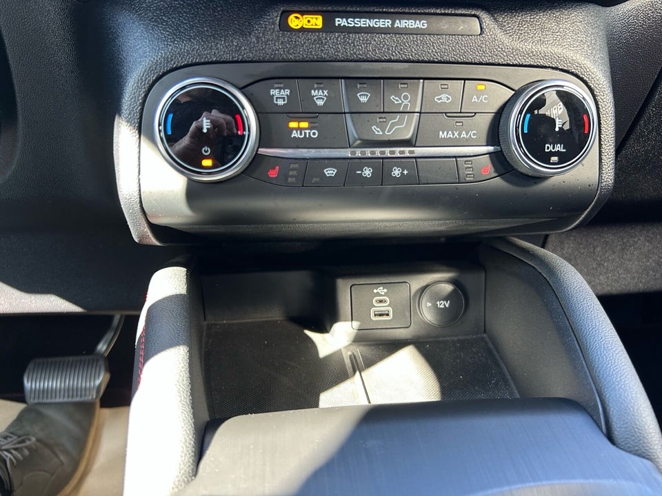Ford Kuga 2,5 PHEV ST-Line X CVT 5d
