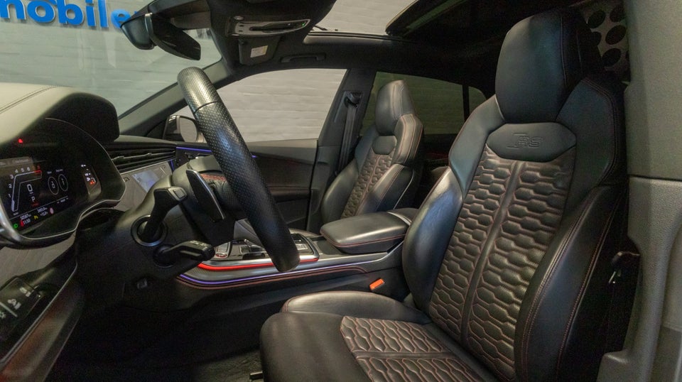 Audi RS Q8 4,0 TFSi quattro Tiptr. Van 5d