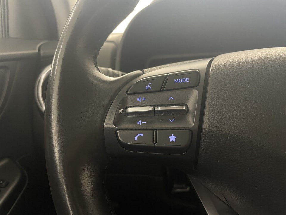 Hyundai Kona 64 EV Essential 5d