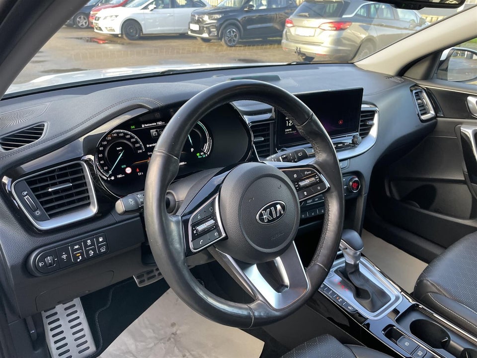 Kia XCeed 1,6 PHEV Upgrade Intro DCT 5d
