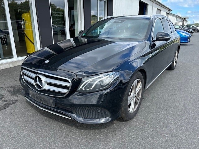 Mercedes E220 d 2,0 Avantgarde stc. aut. 5d