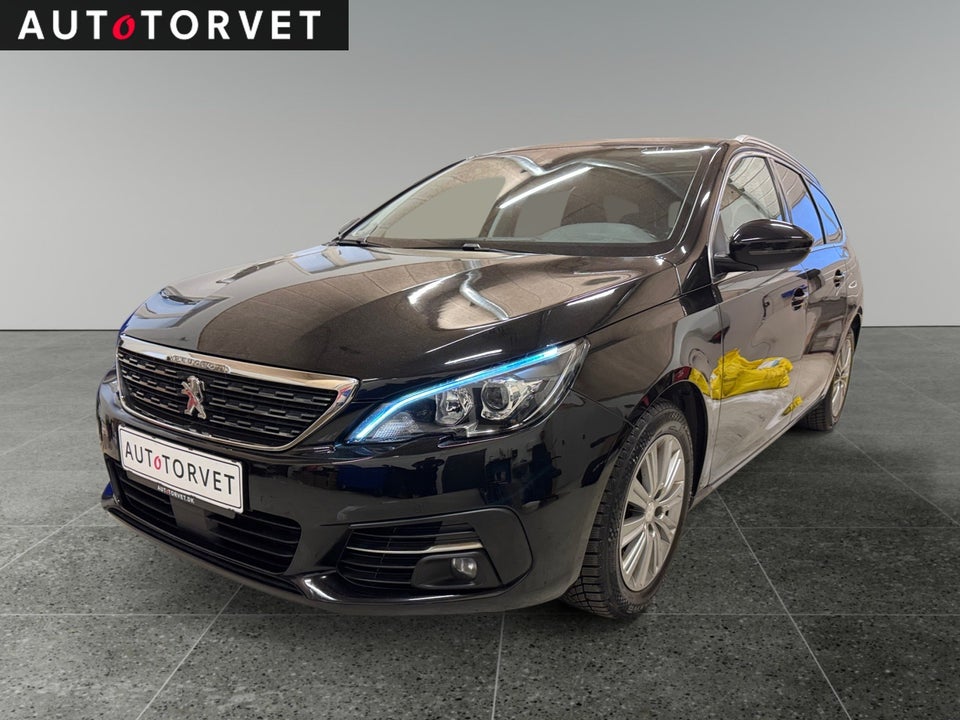 Peugeot 308 1,5 BlueHDi 130 Allure Sky SW 5d