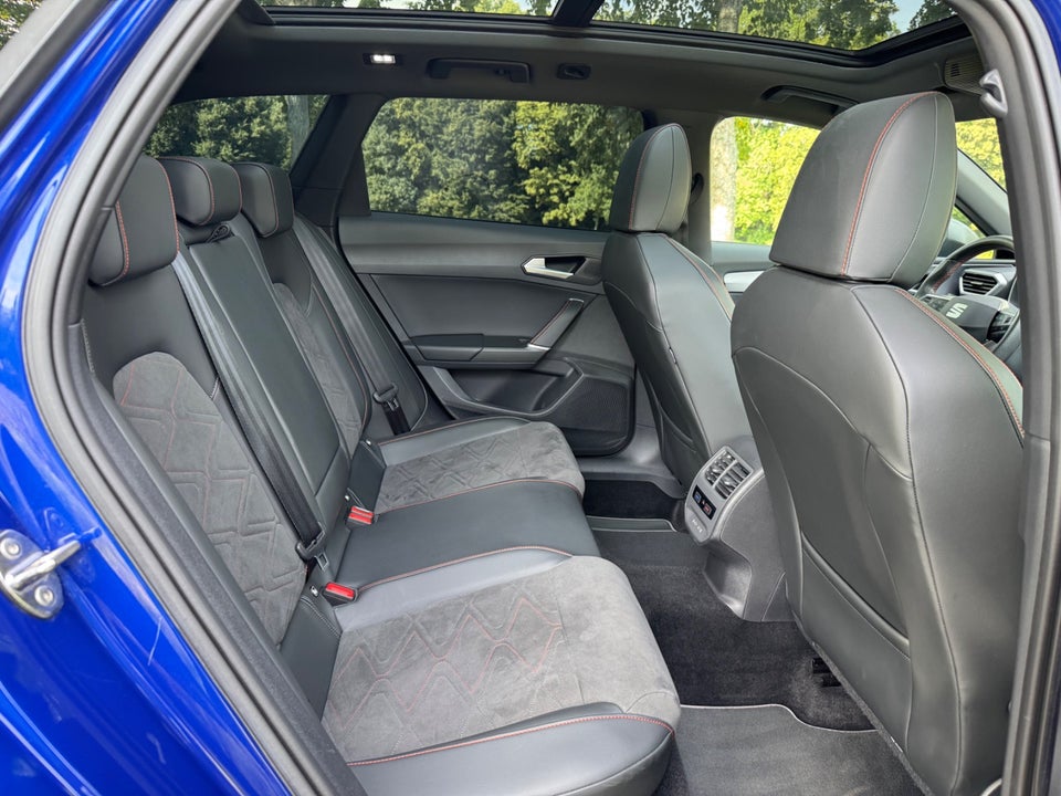 Seat Leon 1,4 eHybrid FR Business Edition Sportstourer DSG 5d