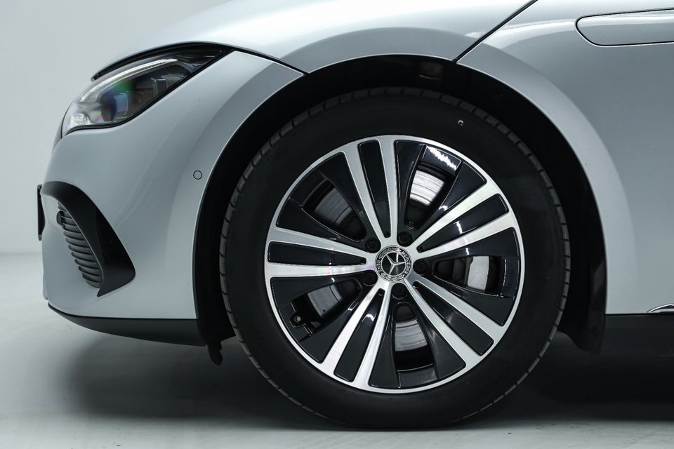 Mercedes EQE350 Electric Art 4d