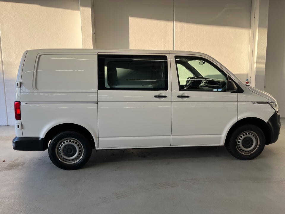 VW Transporter 2,0 TDi 150 Kassevogn DSG 4Motion kort
