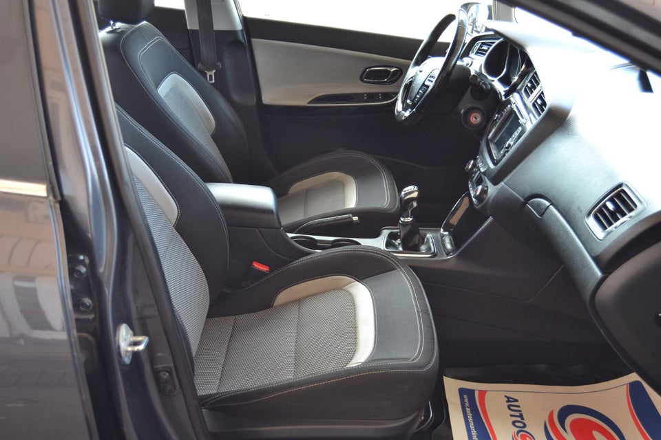 Kia Ceed 1,4 CVVT Family SW 5d