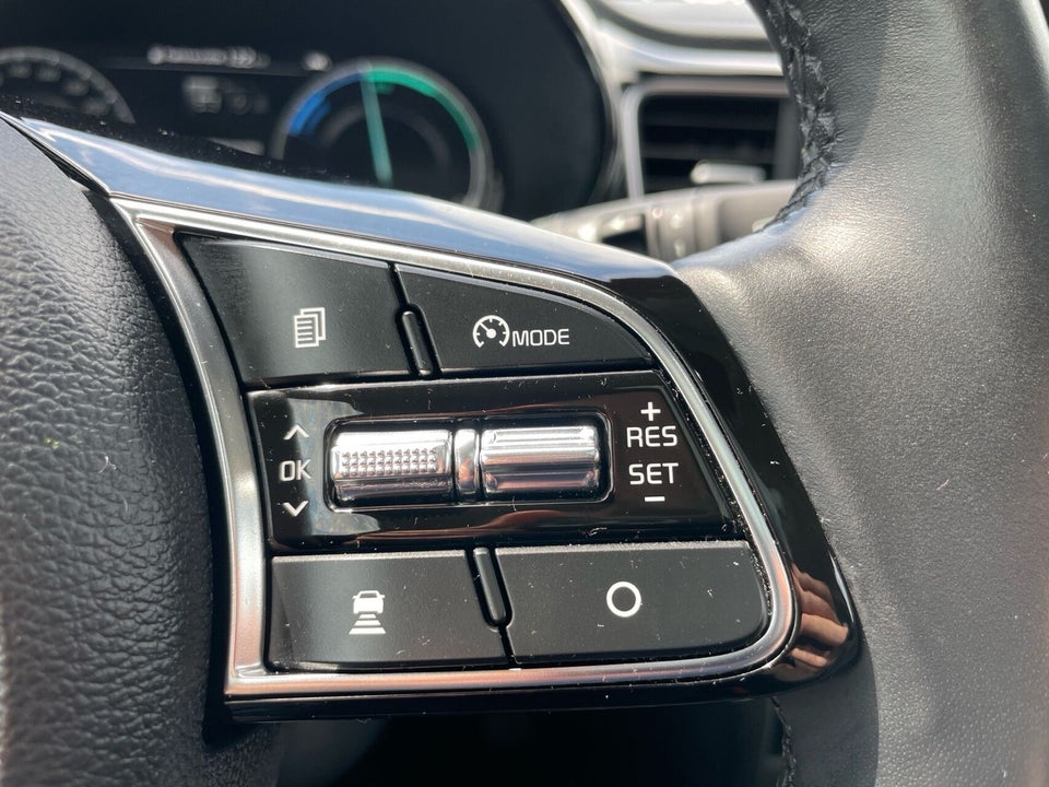 Kia XCeed 1,6 PHEV Upgrade DCT 5d