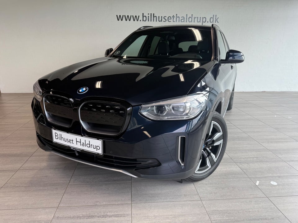 BMW iX3 Charged 5d