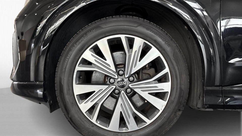 Audi Q4 e-tron 40 Attitude 5d