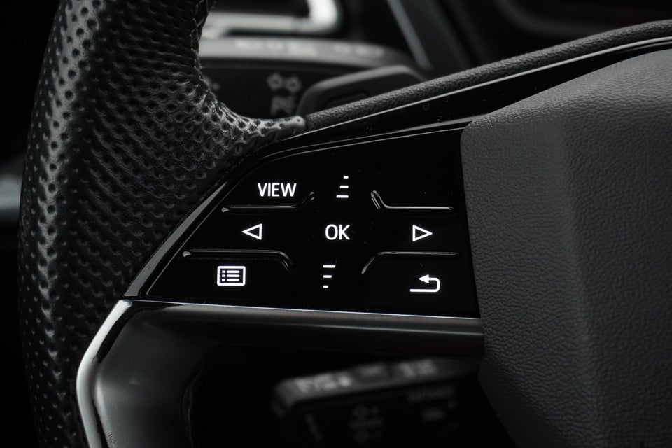 Audi Q4 e-tron 40 S-line Sportback 5d