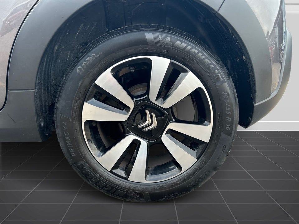 Citroën C3 1,2 PureTech 83 Shine 5d