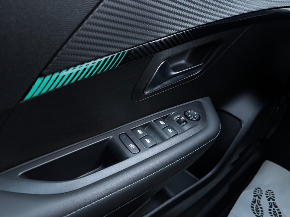 Peugeot 208 1,2 PureTech 100 Allure Pack 5d