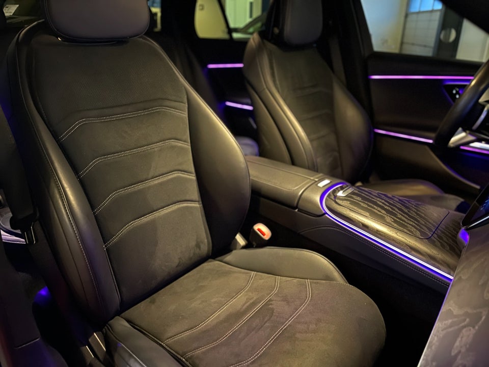 Mercedes E300 de 2,0 AMG Line stc. aut. 5d