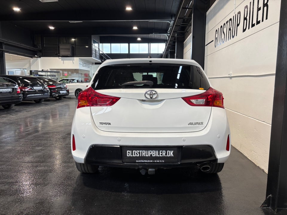 Toyota Auris 1,6 T2 5d