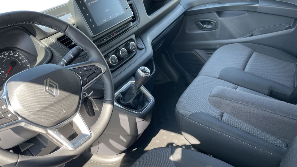 Renault Trafic 2,0 dCi 130 L2H1 Tekno