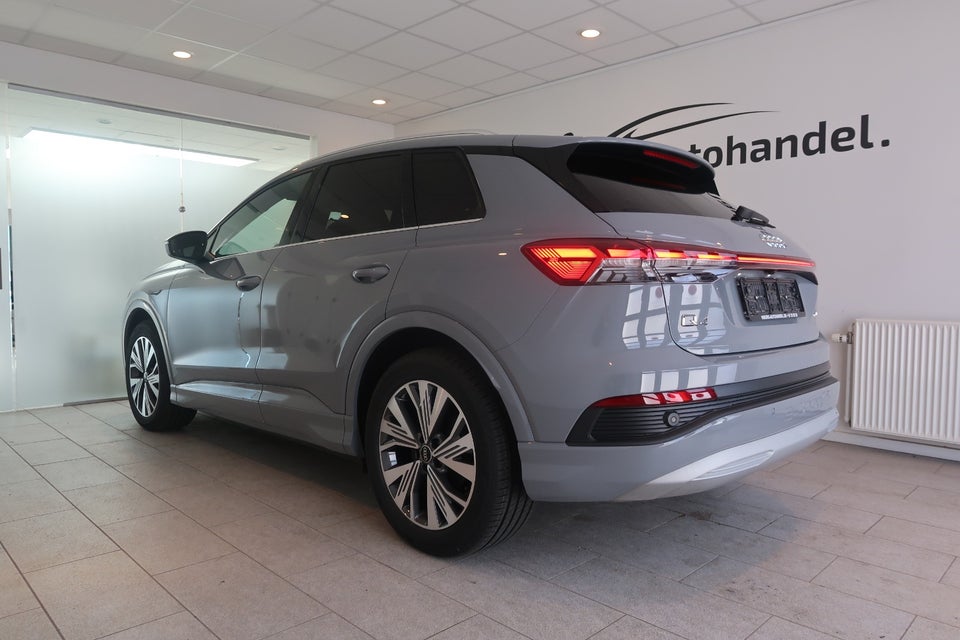 Audi Q4 e-tron 40 S-line 5d