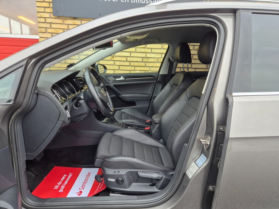 VW Golf VII 1,6 TDi 105 Highline Variant BMT 5d