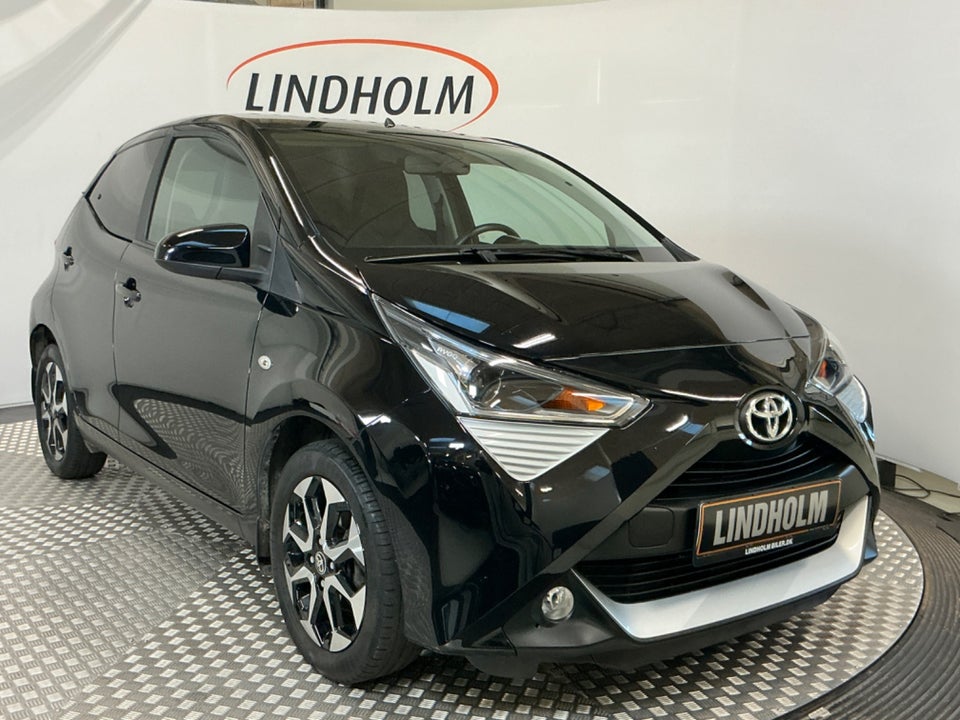 Toyota Aygo 1,0 VVT-i x-clusiv 5d