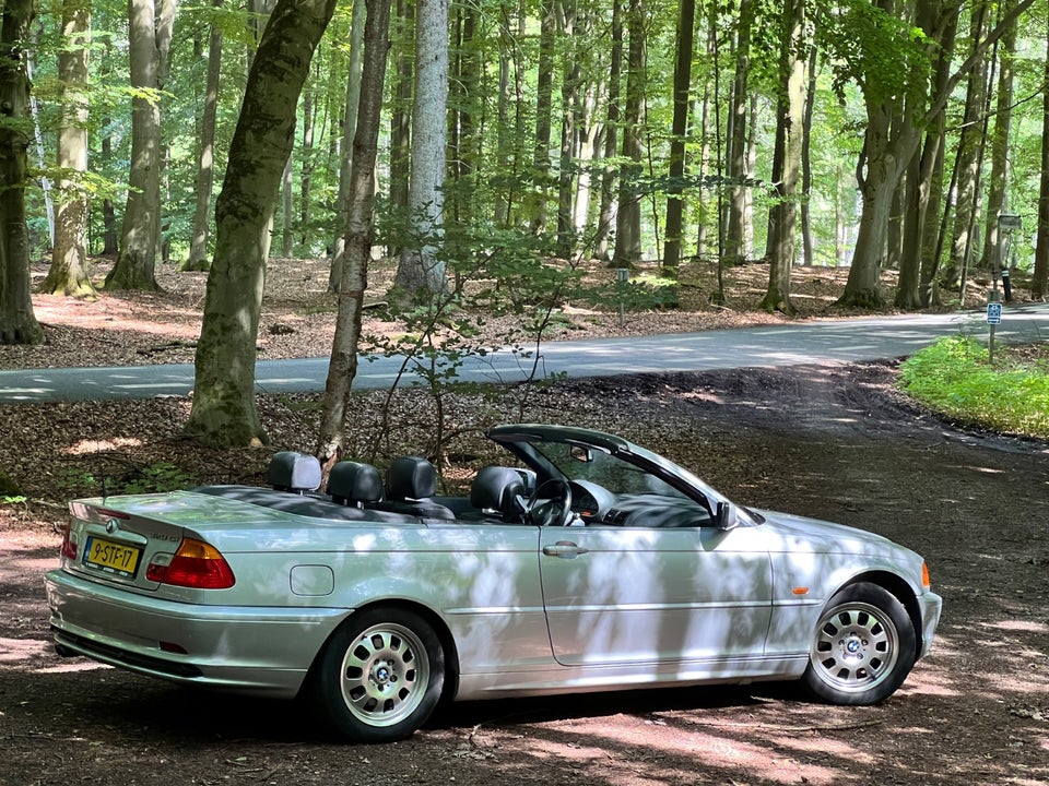 BMW 320Ci 2,2 Cabriolet 2d