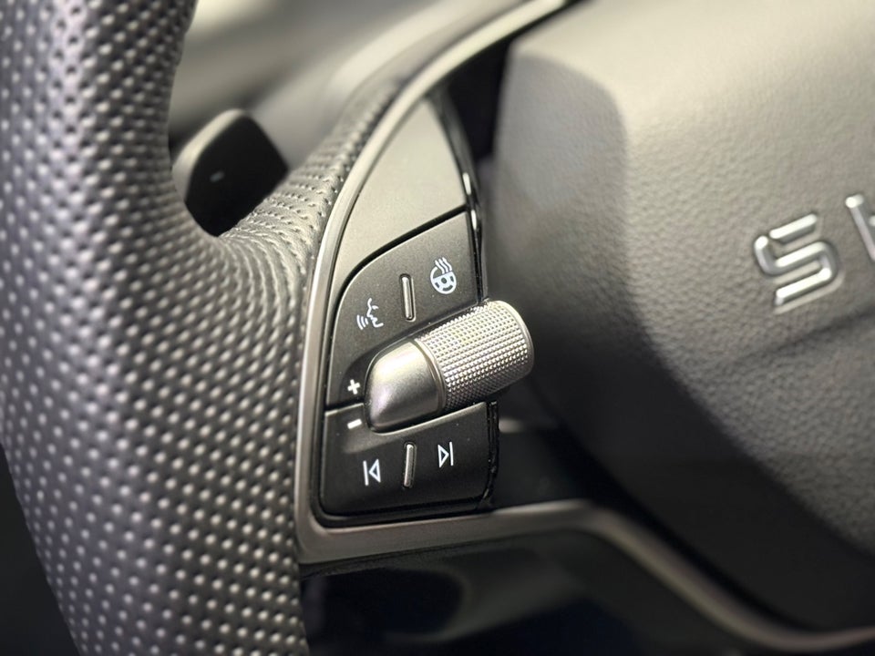 Skoda Elroq 85 iV Lodge 5d