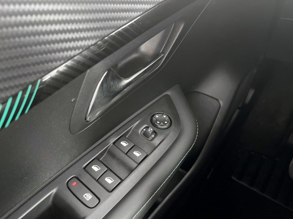 Peugeot 208 1,2 PureTech 100 Allure 5d