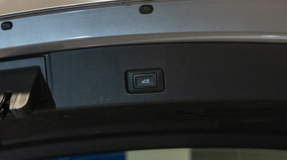 Audi Q4 e-tron 45 quattro 5d