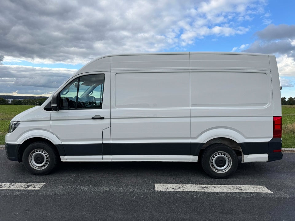 VW Crafter 30 2,0 TDi 102 Kassevogn L3H2