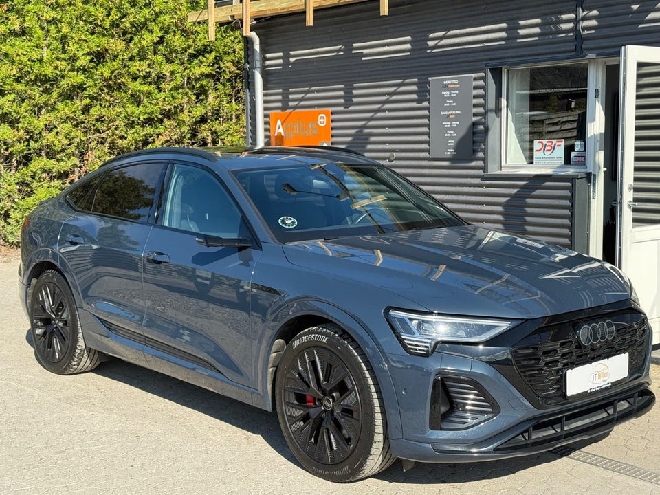 Audi Q8 e-tron 55 S-line Sportback quattro 5d