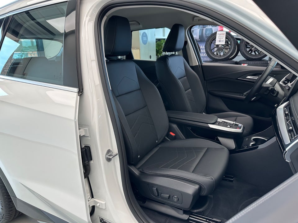 BMW iX1 eDrive20 X-Line 5d