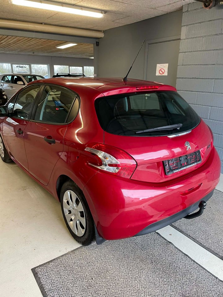 Peugeot 208 1,4 HDi 68 Active 5d