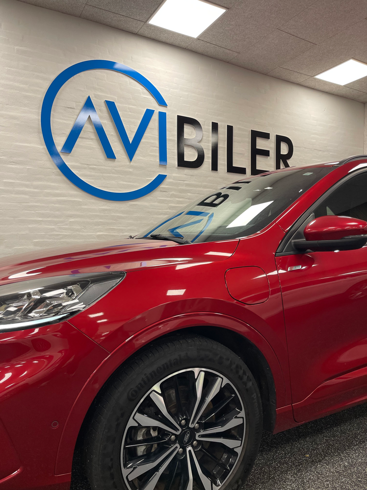 Ford Kuga 2,5 PHEV ST-Line X CVT 5d