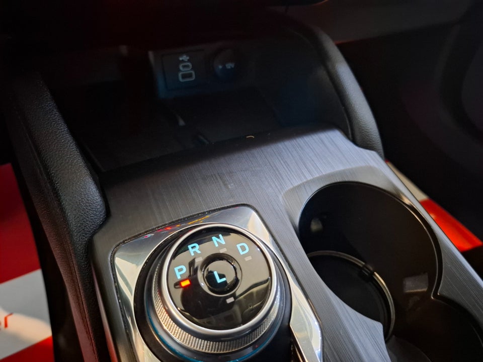 Ford Kuga 2,5 PHEV Titanium X CVT 5d