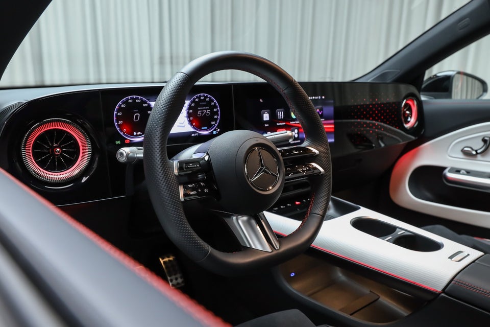 Mercedes CLA250+ EQ AMG Premium 4d