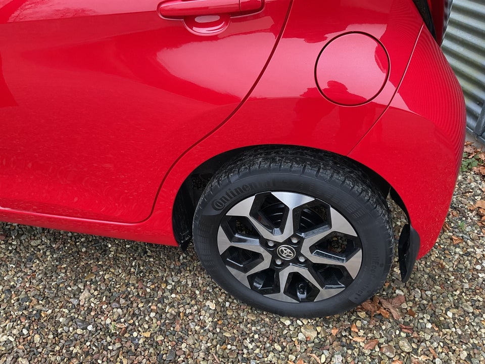 Toyota Aygo 1,0 VVT-i x-pression 5d