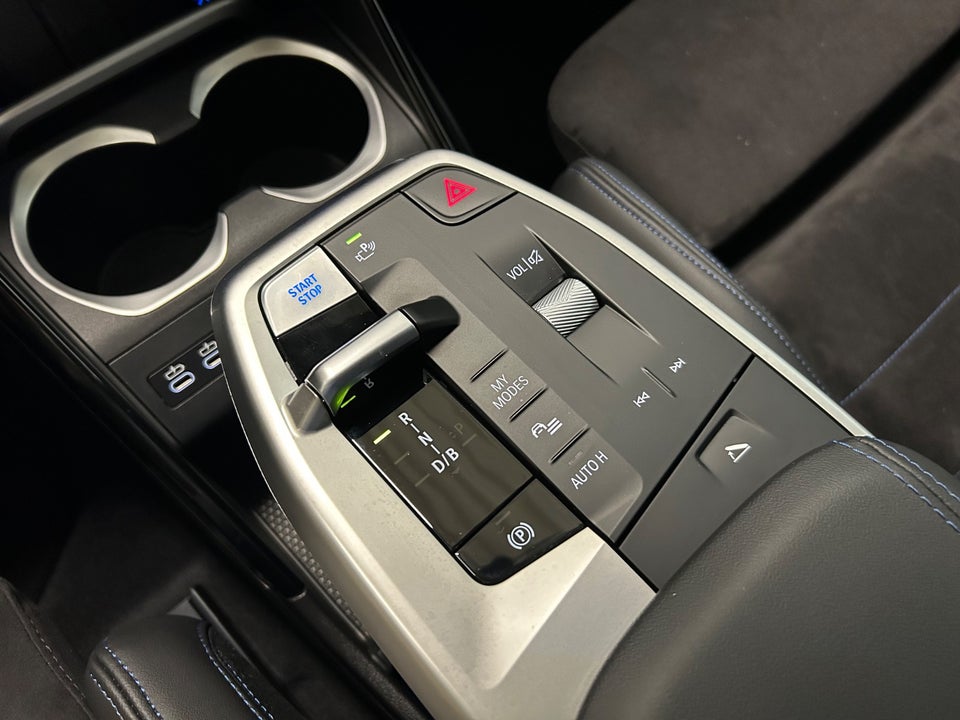 BMW iX1 xDrive30 Fully Charged M-Sport 5d