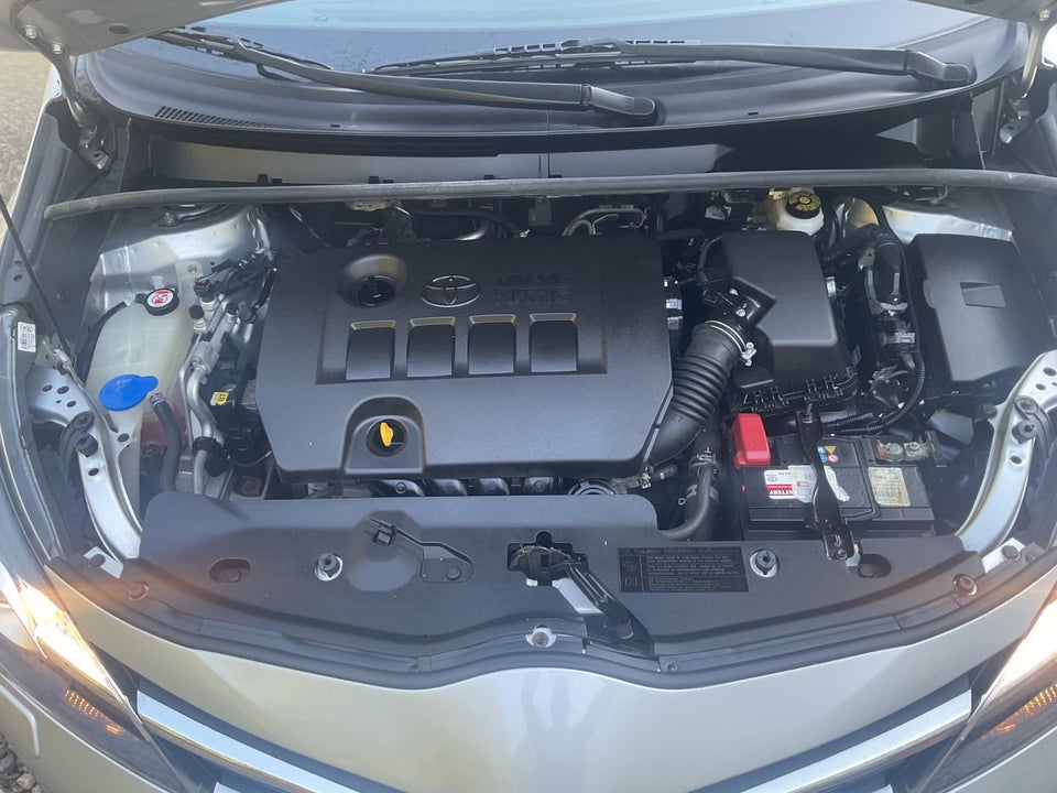 Toyota Verso 1,8 VVT-i T2 Premium 7prs 5d
