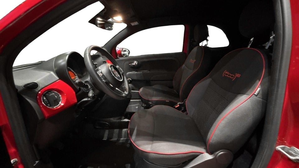Fiat 500C 1,0 Hybrid (RED) 2d